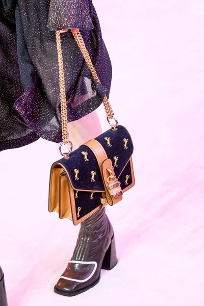 Look 155